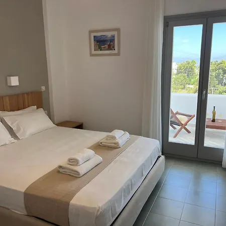 Caeli Paros By Kostas & Joanna Studios * Logaras