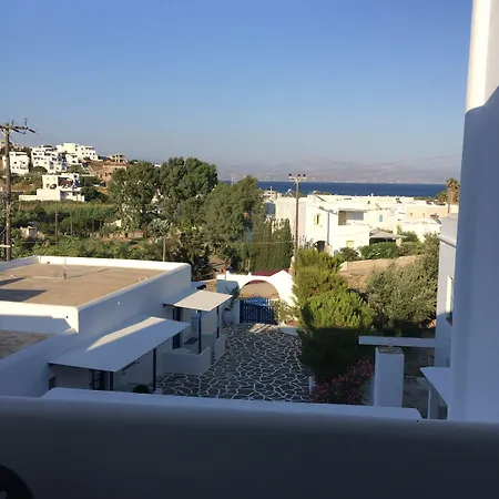 Caeli Paros By Kostas & Joanna Studios * Logaras