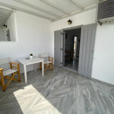 Daire Caeli Paros By Kostas & Joanna Logaras