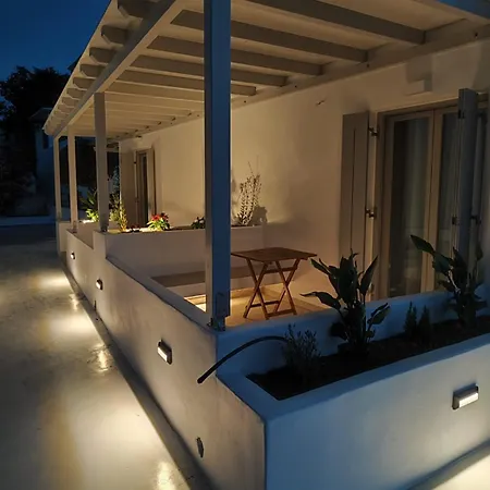 Daire Caeli Paros By Kostas & Joanna