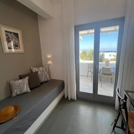 Caeli Paros By Kostas & Joanna