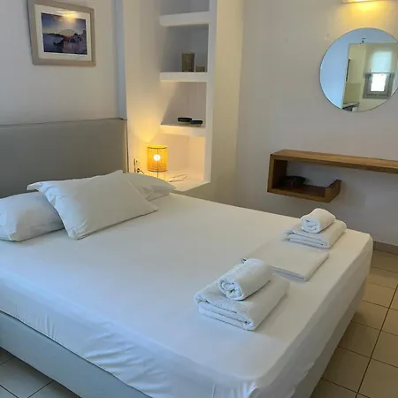 Daire Caeli Paros By Kostas & Joanna